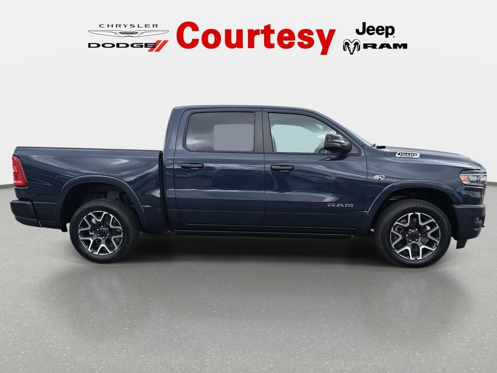 New 2026 Ram 1500 LARAMIE CREW CAB 4X4 5'7 BOX Pickup