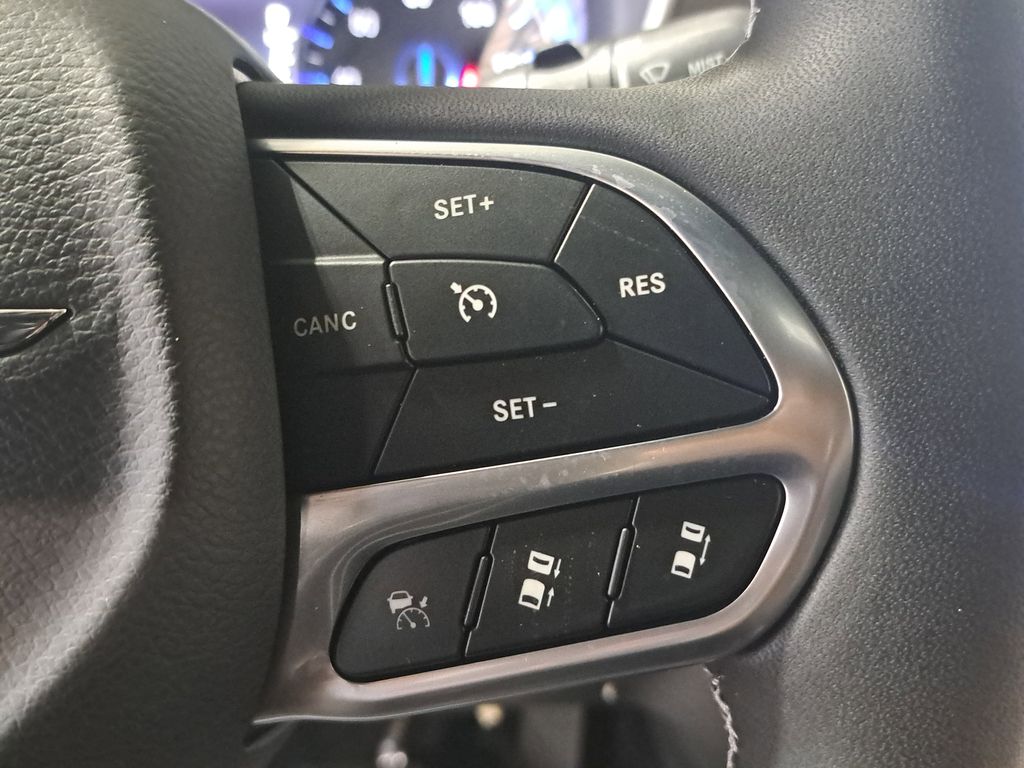 2026 Chrysler Pacifica Select - Photo 20