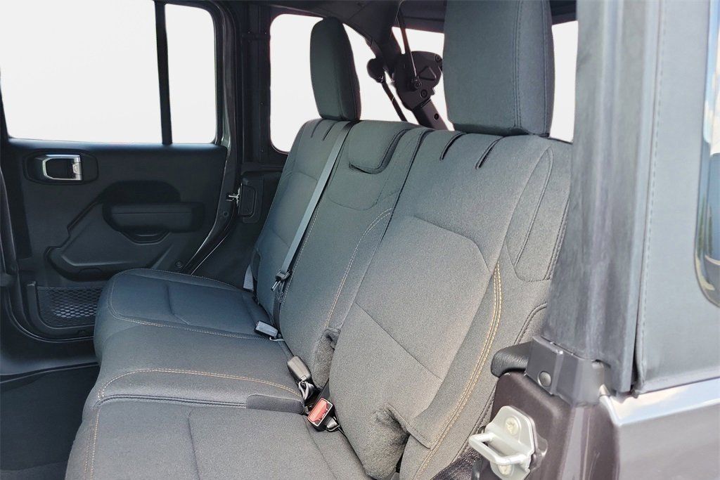 2025 Jeep Wrangler 4-Door Sport S - Photo 9