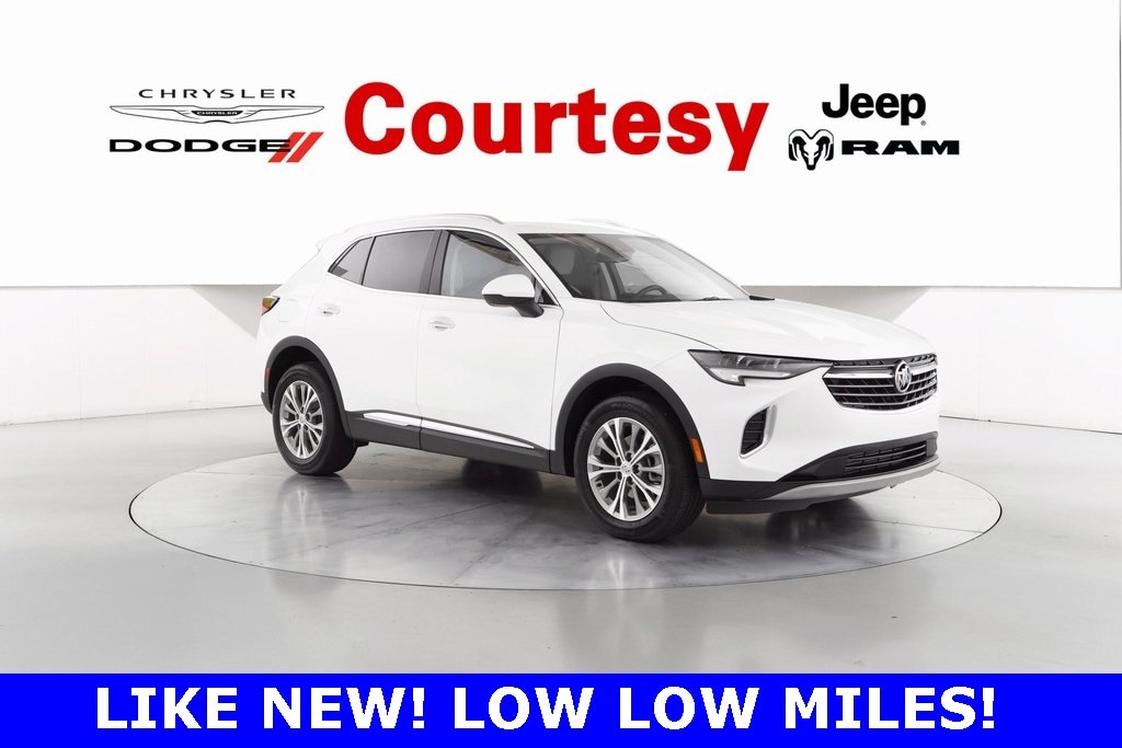 2023 Buick Envision Preferred's photo