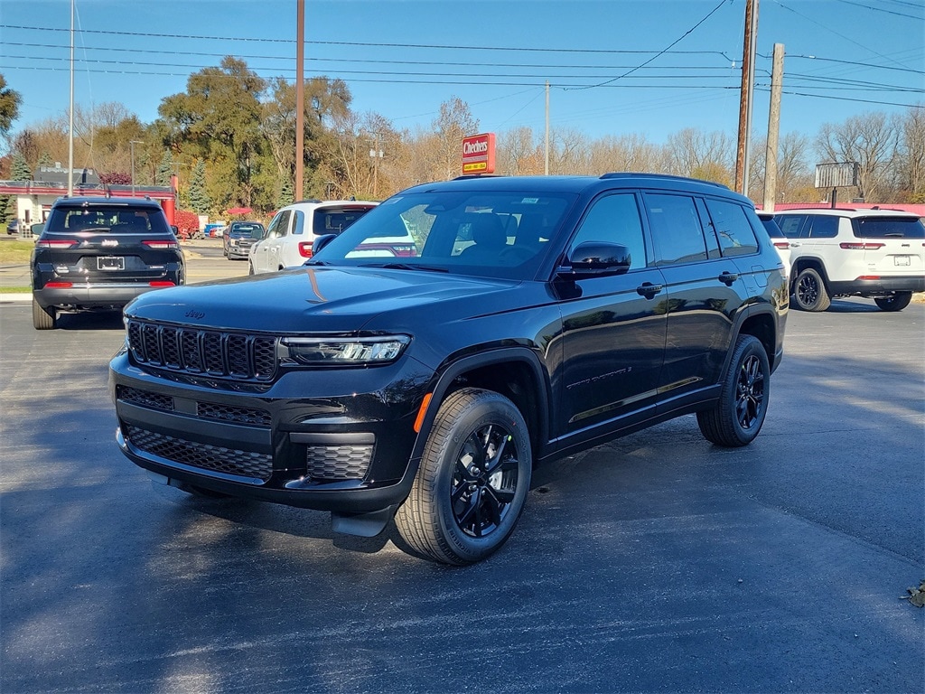 New 2025 Jeep Grand Cherokee L ALTITUDE X 4X4 Sport Utility