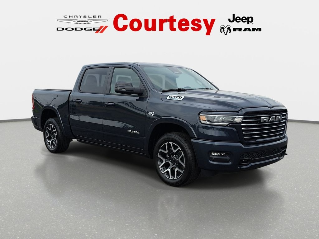 New 2026 Ram 1500 LARAMIE CREW CAB 4X4 5'7 BOX Pickup