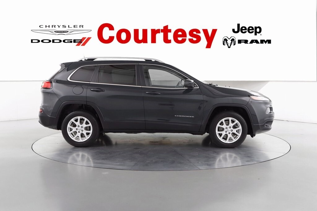 Used 2018 Jeep Cherokee Latitude Plus SUV