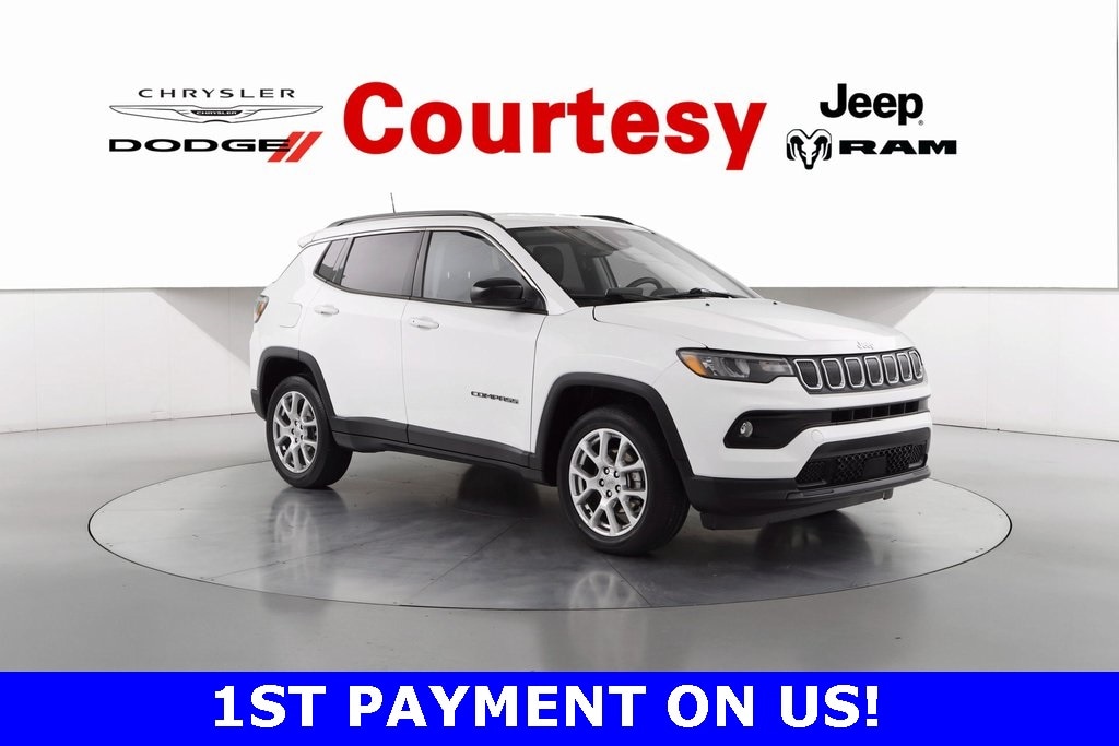 2022 Jeep Compass Latitude Lux's photo