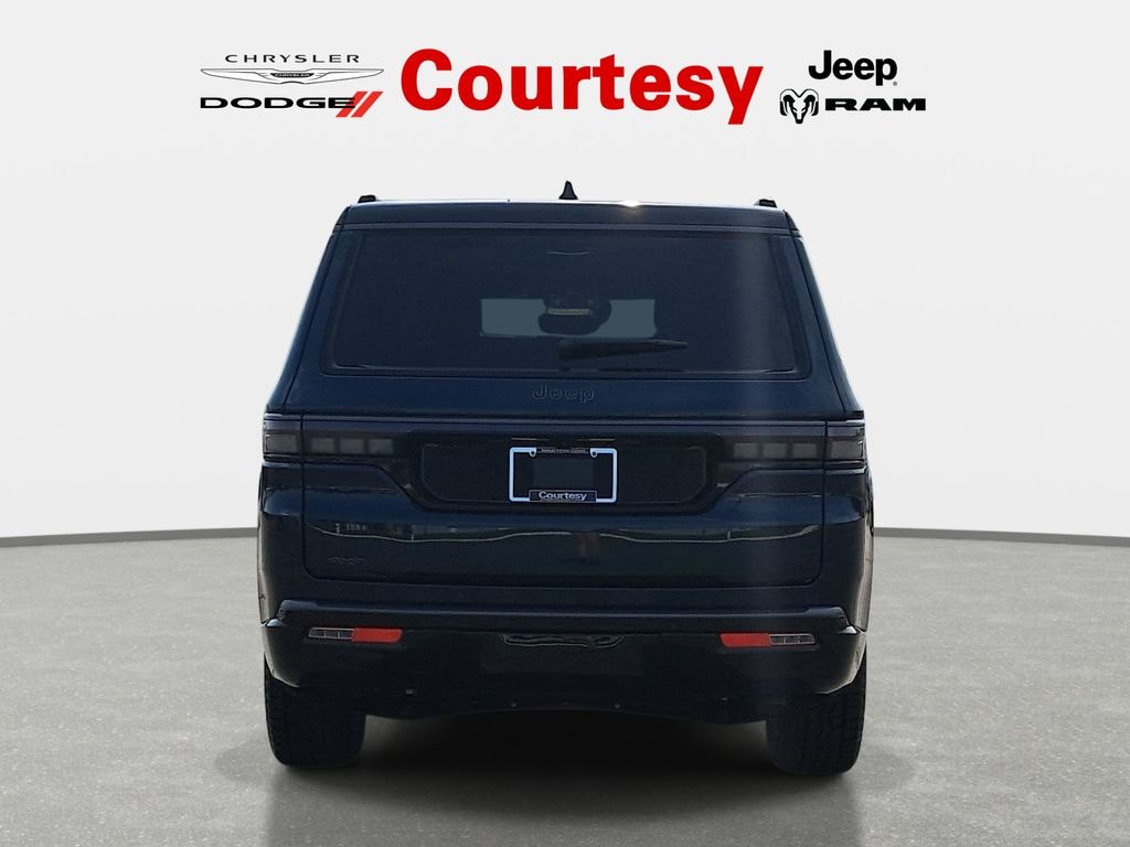 New 2026 Jeep Grand Wagoneer UPLAND 4X4 Sport Utility