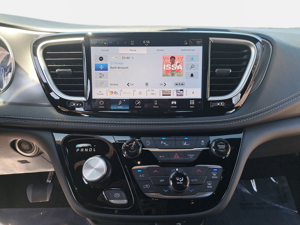 2026 Chrysler Pacifica Select - Photo 22