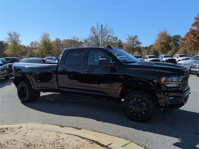 2024 RAM Ram 3500 Pickup Limited's photo