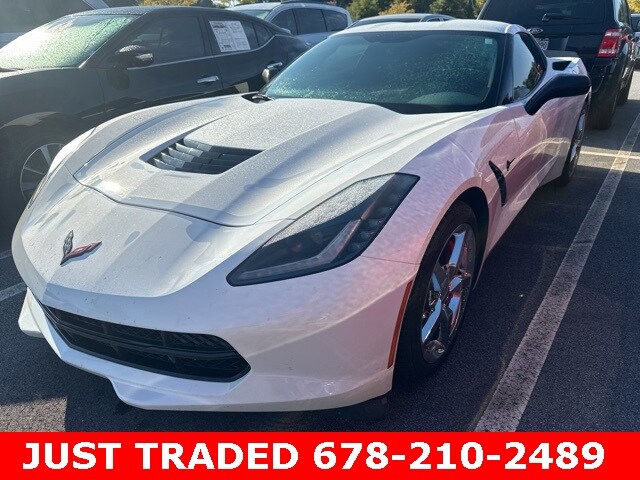 2017 Chevrolet Corvette Stingray 1LT Z51 photo 2