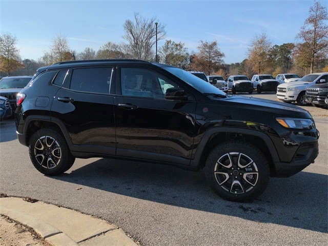 2026 Jeep Compass Trailhawk's photo