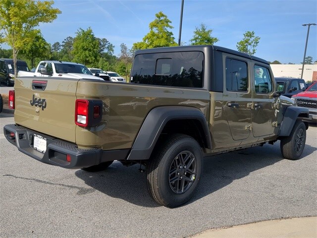 2025 Jeep Gladiator Sport photo 4