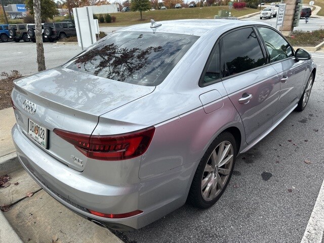2018 Audi A4 2.0T Ultra Premium photo 2