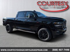 2026 Ram 2500 BLACK EXPRESS CREW CAB 4X4 6'4 BOX Pickup