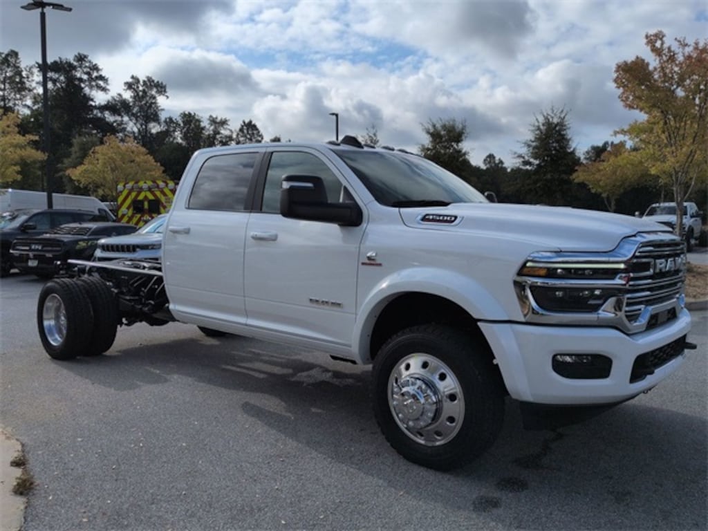 New 2026 Ram 4500 Chassis Cab 4500 BIG HORN CHASSIS CREW CAB 4X4 60' CA Pickup