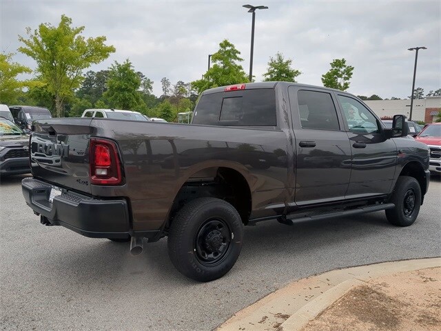2025 Ram 2500 Tradesman photo 4