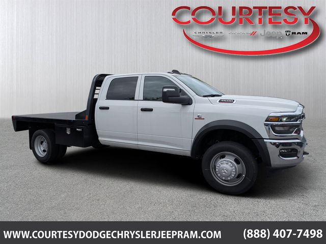 2026 RAM 4500 Tradesman 4X4 Crew Cab DRW 173" WB's photo