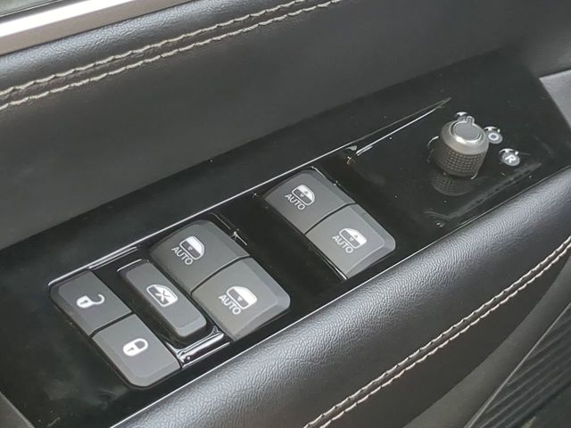 2025 Jeep Wagoneer Series II - Photo 24