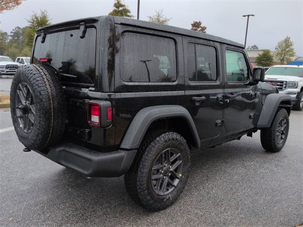 New 2026 Jeep Wrangler 4-DOOR SPORT S Sport Utility