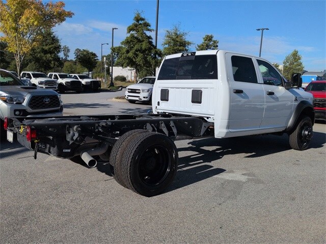 2026 Ram 5500 Tradesman photo 3