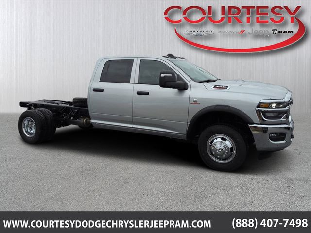 2026 RAM 3500 Tradesman 4X4 Crew Cab's photo