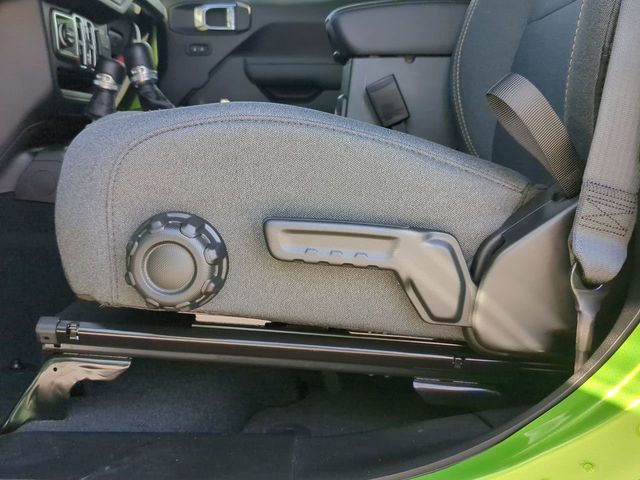 2025 Jeep Wrangler 4-Door Sport S - Photo 19