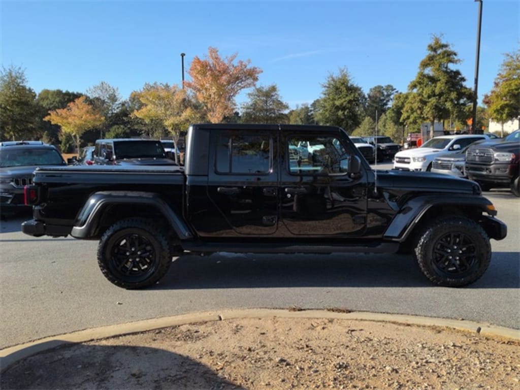 Certified 2021 Jeep Gladiator Sport Truck