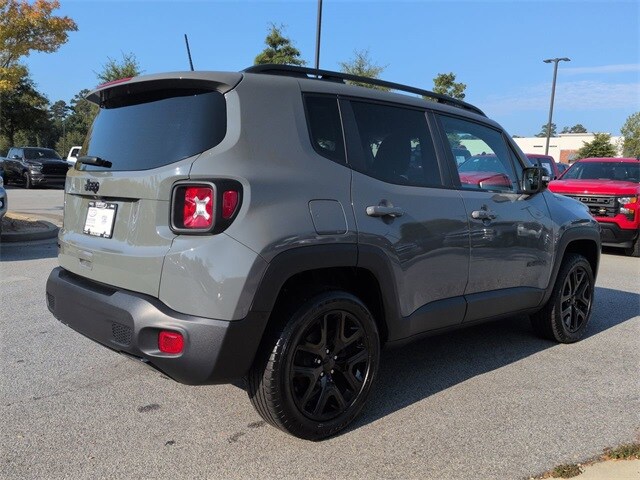 2022 Jeep Renegade Altitude photo 4