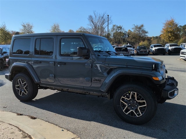 2026 Jeep Wrangler 4-Door Sahara's photo