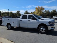 2025 Ram 3500 Chassis Cab 3500 TRADESMAN CREW CAB CHASSIS 4X4 60' CA Pickup