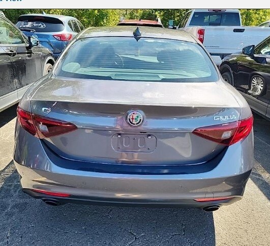 2022 Alfa Romeo Giulia SPRINT photo 4