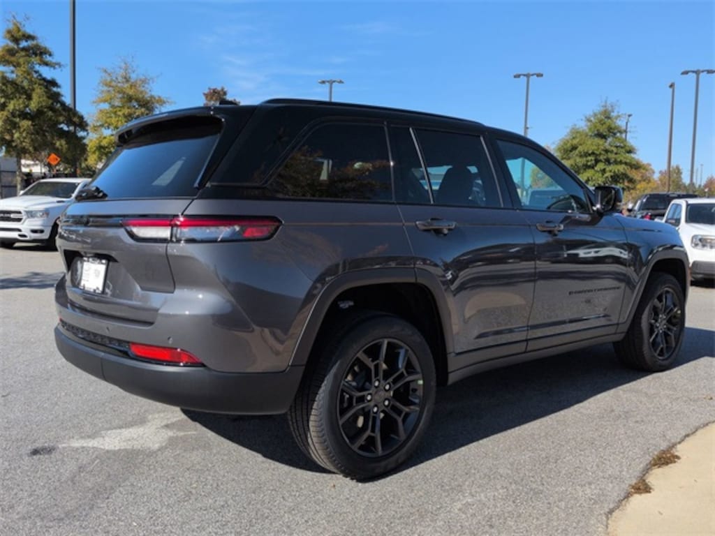 New 2025 Jeep Grand Cherokee LIMITED 4X4 Sport Utility
