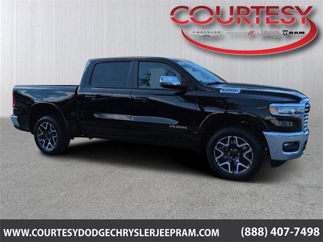 2026 Ram 1500 LARAMIE CREW CAB 4X4 5'7 BOX