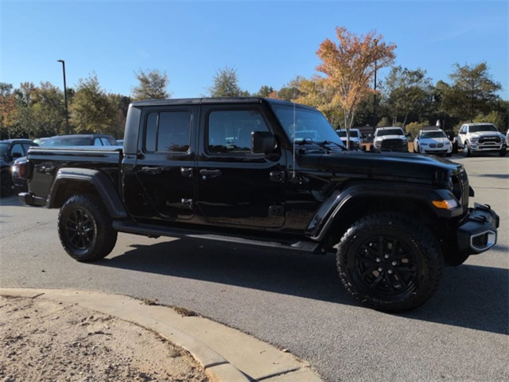 Certified 2021 Jeep Gladiator Sport Truck