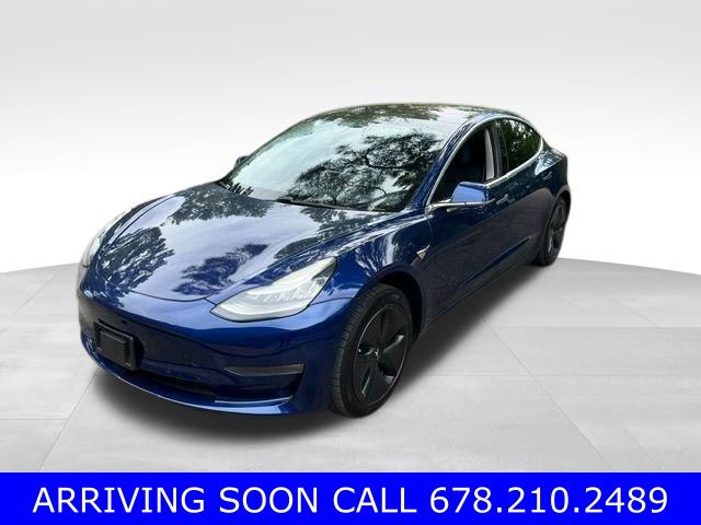 2019 Tesla Model 3 Rear-Wheel Drive Mid Range's photo