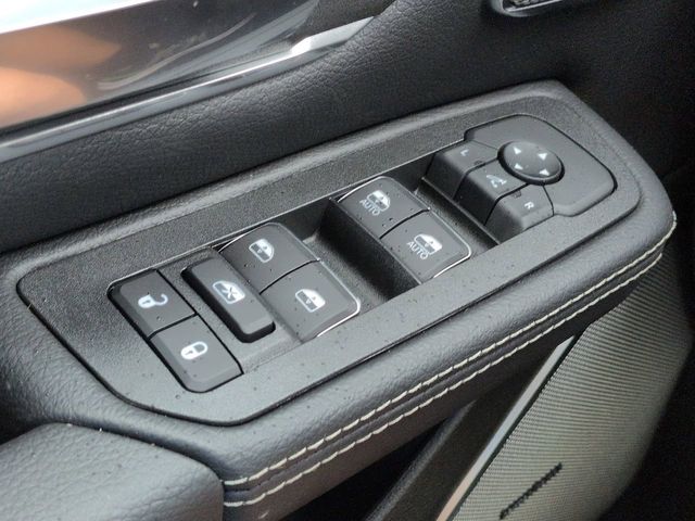 2026 RAM 1500 Laramie - Photo 25