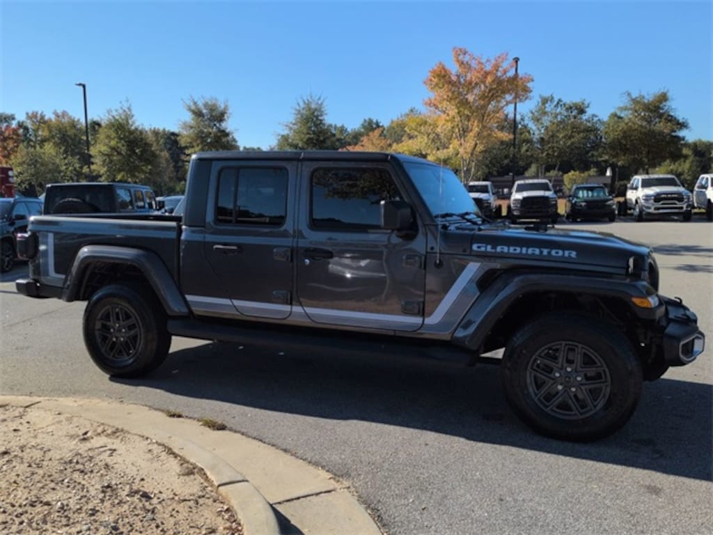 Certified 2021 Jeep Gladiator Sport Truck