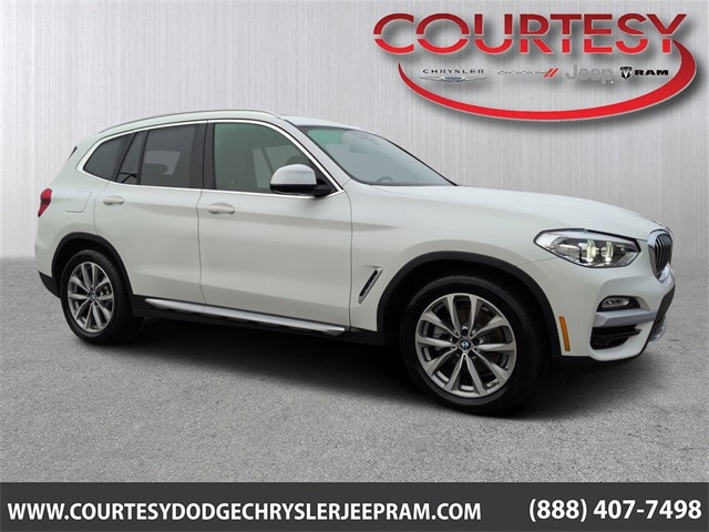 2019 BMW X3 30i's photo