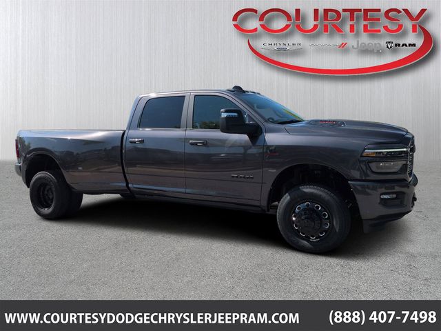2026 Ram 3500 LARAMIE CREW CAB 4X4 8' BOX Pickup