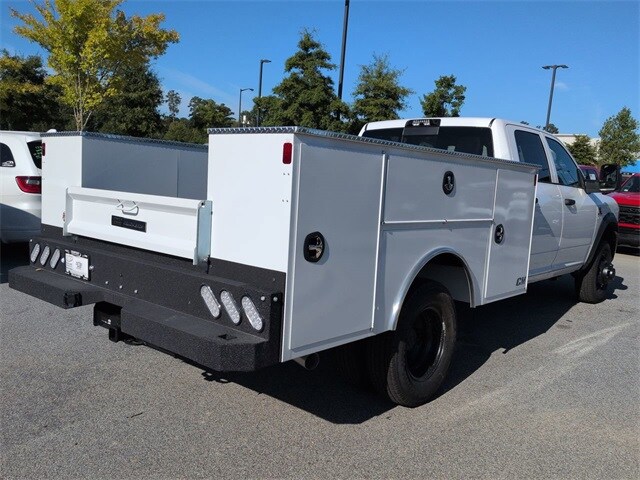 2025 Ram 3500 Tradesman photo 4