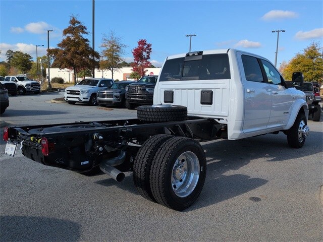 2026 Ram 5500 photo 3