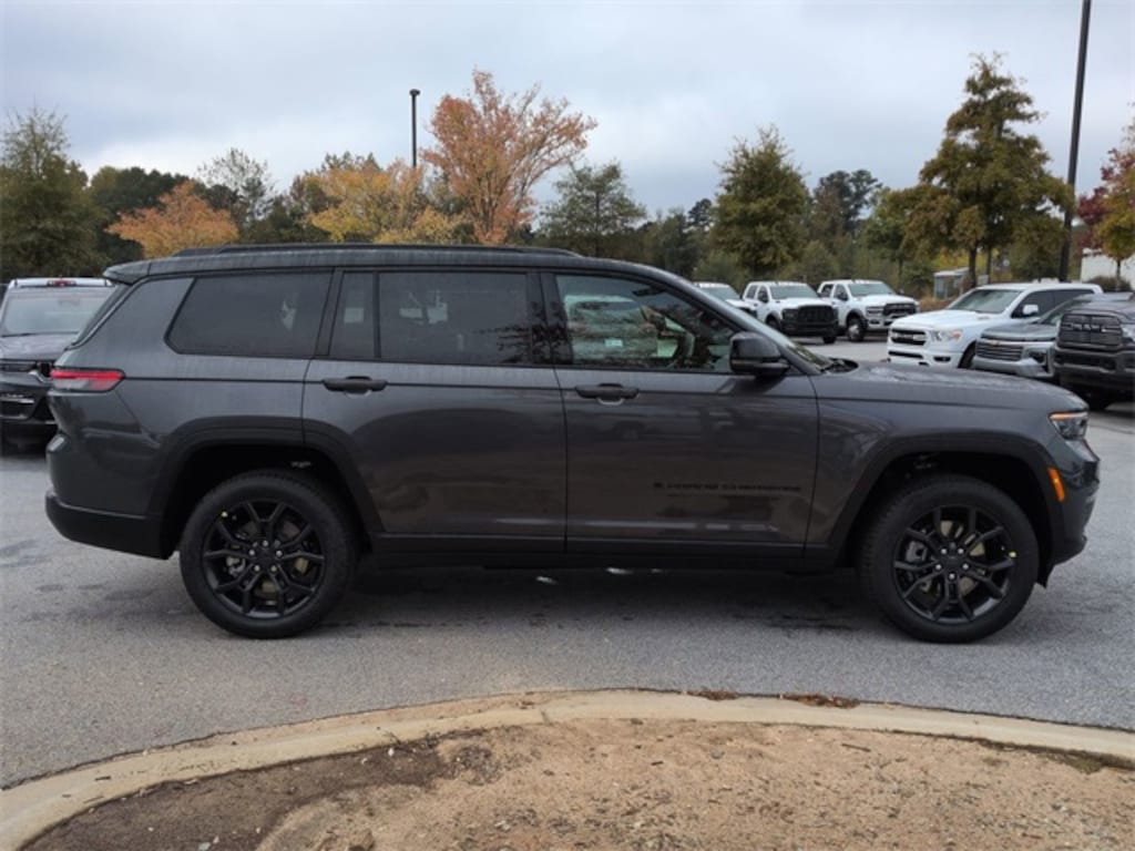 New 2025 Jeep Grand Cherokee L LIMITED 4X4 Sport Utility