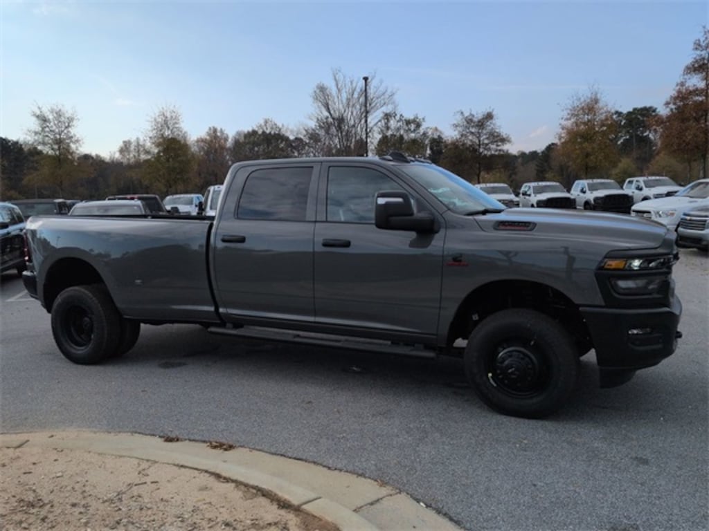 New 2026 Ram 3500 TRADESMAN CREW CAB 4X4 8' BOX Pickup