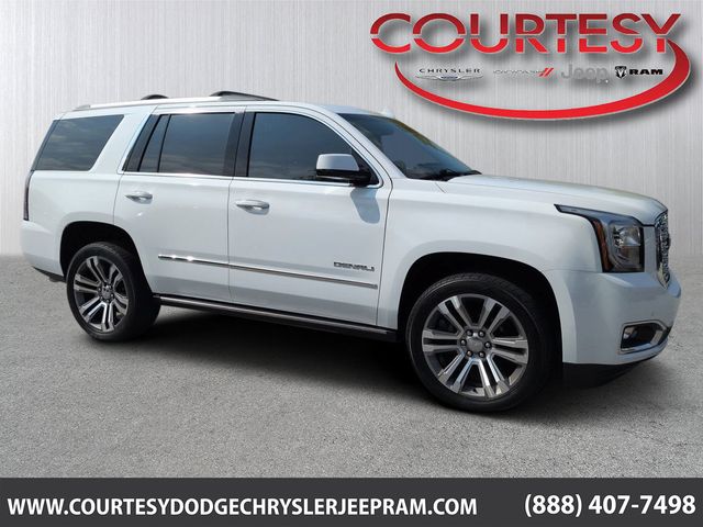 2019 GMC Yukon 4WD Denali's photo
