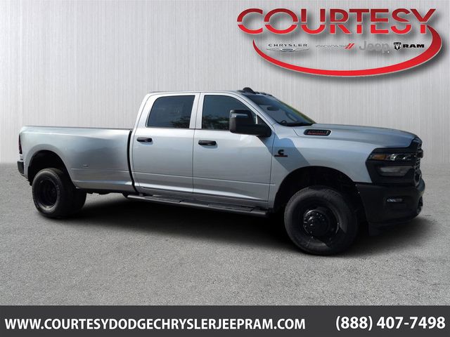 2026 RAM 3500 Tradesman 4X4 Crew Cab LWB's photo