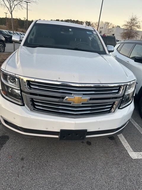 2020 Chevrolet Tahoe Premier photo 2