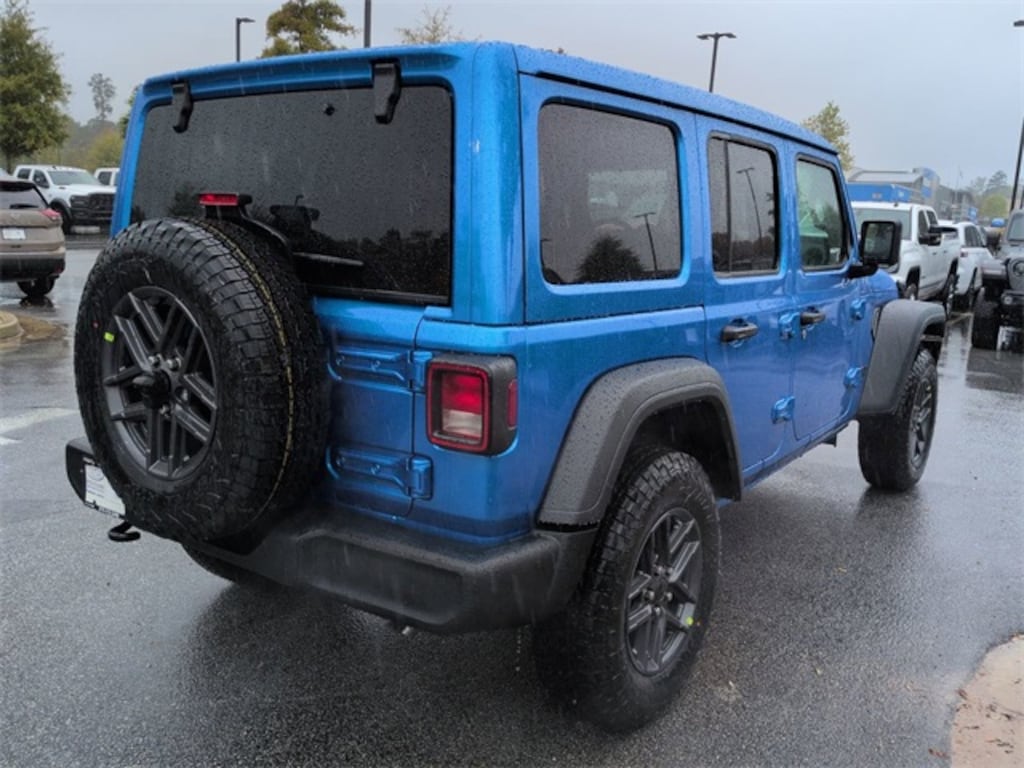 New 2026 Jeep Wrangler 4-DOOR SPORT S Sport Utility