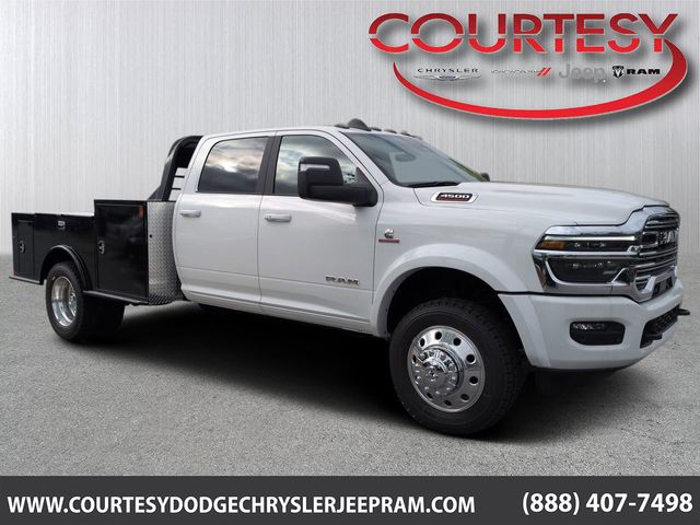2026 RAM 4500 Big Horn 4X4 Crew Cab DRW 173" WB's photo