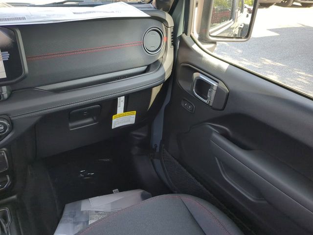 2025 Jeep Gladiator Rubicon - Photo 16