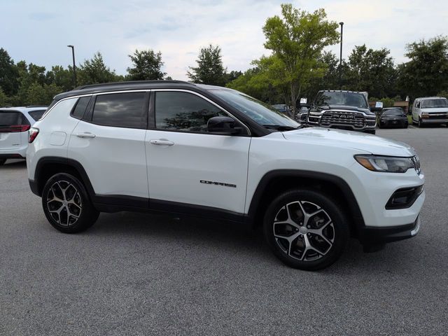2024 Jeep Compass Limited 4X4's photo