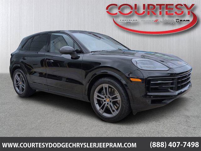 2024 Porsche Cayenne -'s photo