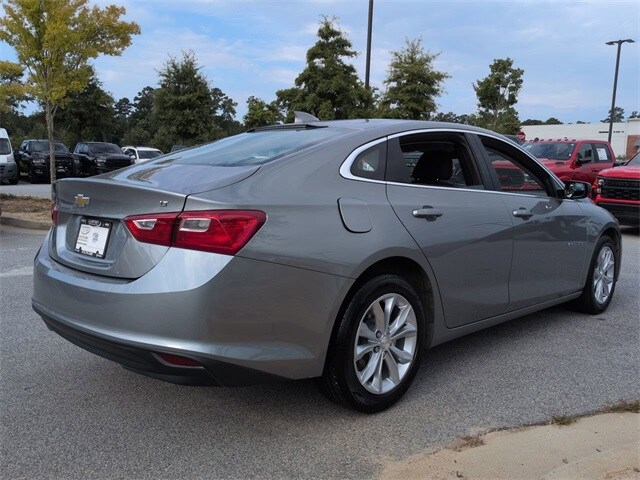 2023 Chevrolet Malibu 1LT photo 3